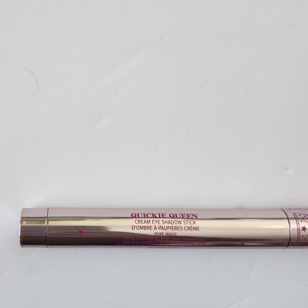 Too Faced Quickie Queen Cream Eyeshadow Stick Pure Magic New in‎ Box - Picture 4 of 6